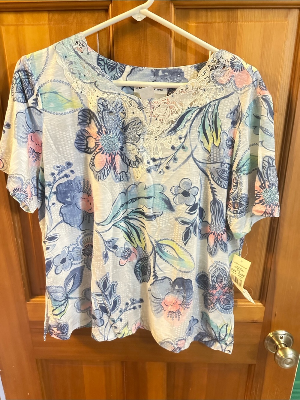 Alfred Dunner Pastel Floral Lace-Trim Short Sleeve Tee